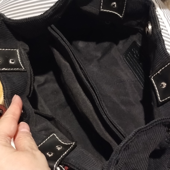 Relic Purse - Picture 3 of 14